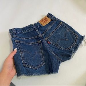 Vintage Levi’s High-Rise Jean Shorts